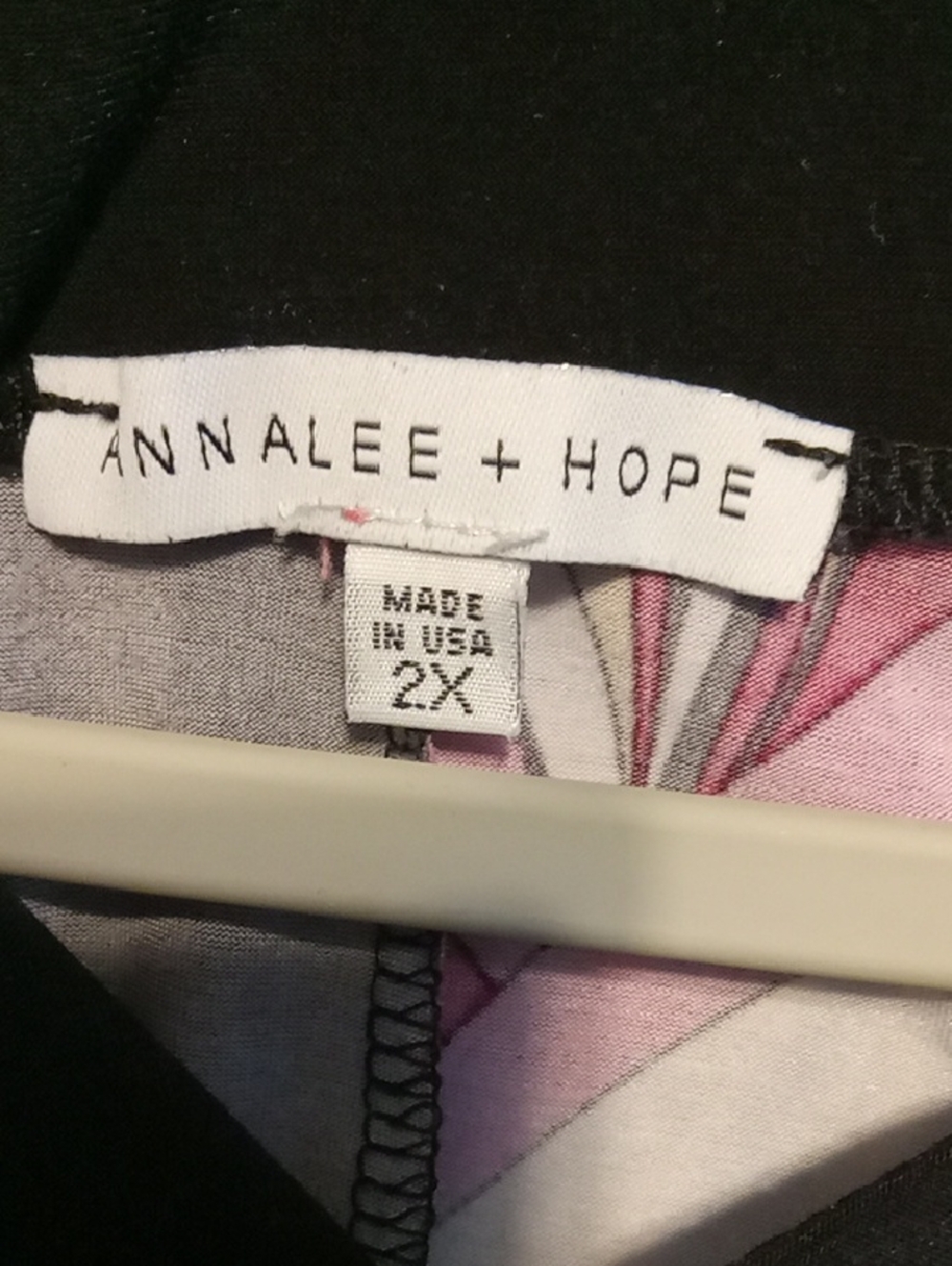 Annalee + Hope Top 2X - Picture 3 of 3